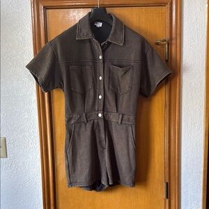 LE LIS Brown Short Sleeve Button-Up Romper